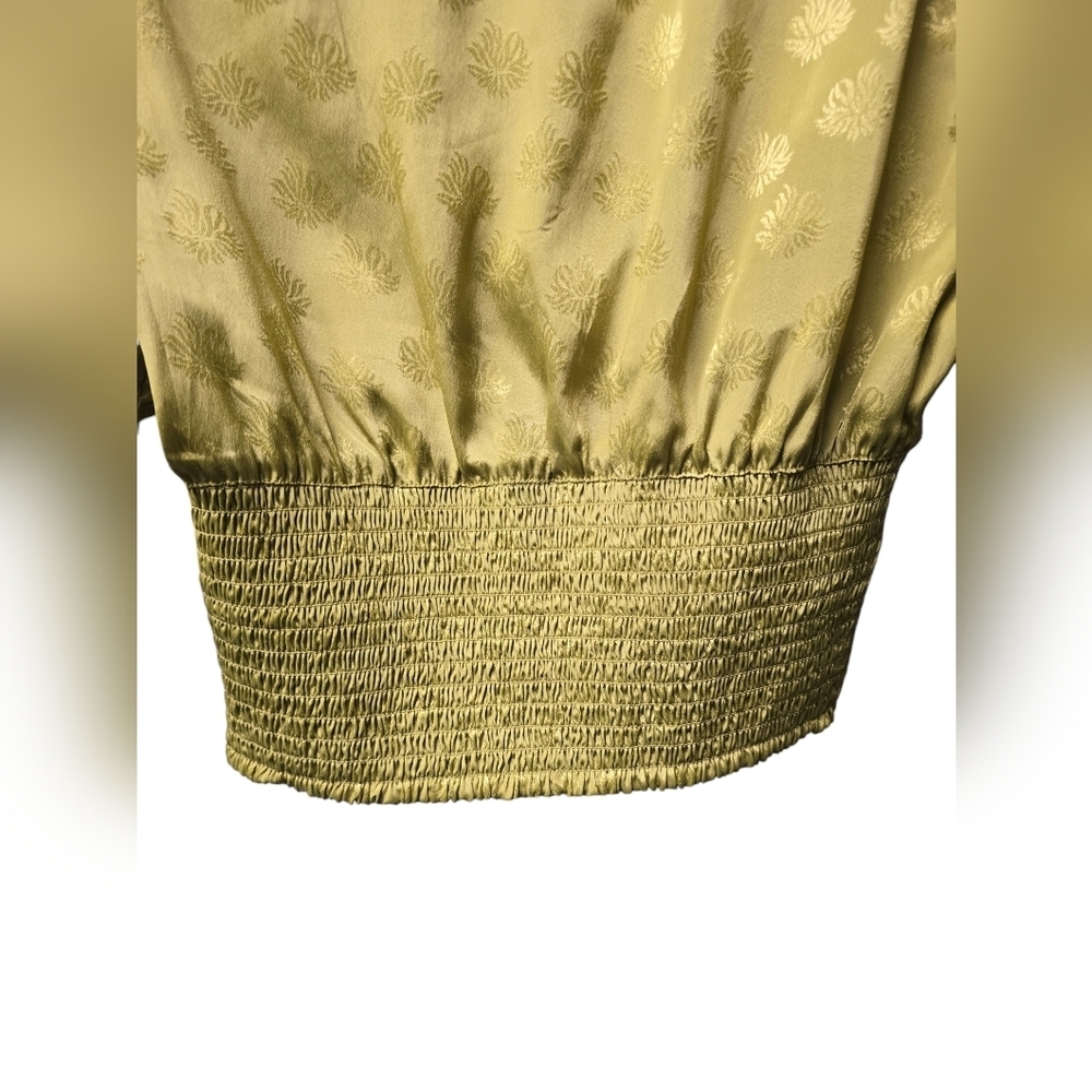 Urban Outfitters Webster Jacquard Flutter Sleeve Cropped Top Size M Gold Casual - Picture 6 of 9